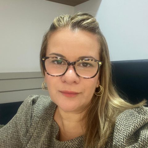 Dra. Georgia Chaves