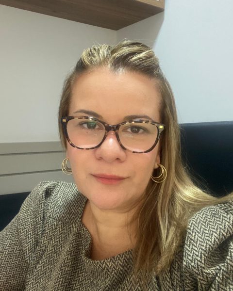 Dra. Georgia Chaves